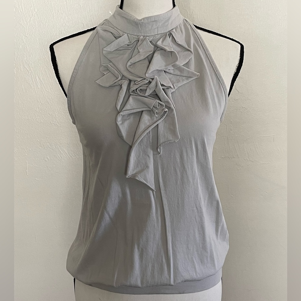 Adrienne Vittadini Light Grey Top with Tux Style Fringe